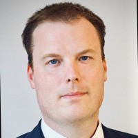 Dr. Rafael van Rienen, LL.M.