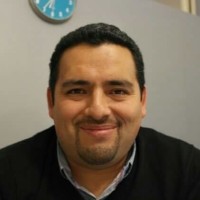 Carlos Flores Martínez