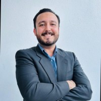 Dr. Miguel A. Garza Bravo