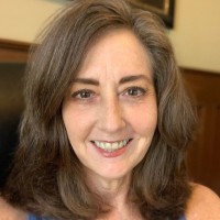 Julie Long, Falu, Flmi