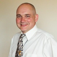 Robert Holmes