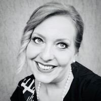 Monica R.