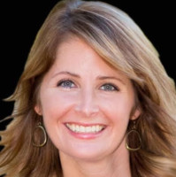 Andrea Wolfe