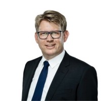 Jesper Ebbesen Schmidt - Advokat (H) i Herning - Forretningsmæssig rådgivning i øjenhøjde...