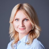 Julia Hochweiss-Knautz