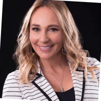 Lacy Carlson, Mba