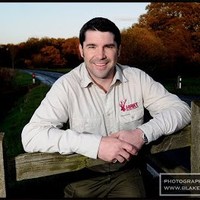 Steve Lyons