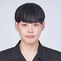 Junehyuk Lee