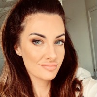 Nicola Kelly