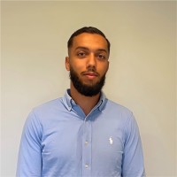 Yassine OGBI 🚗🔌🔋