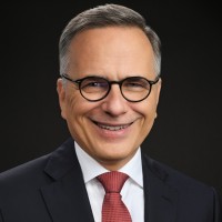 Dr. Maximilian Bücklers, LL.M.