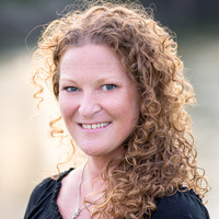 Angela Pick