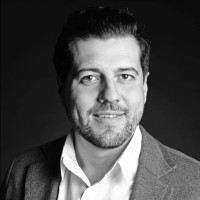 Dr. Artur Strasser