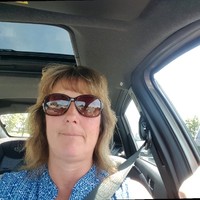 Julie Chutes