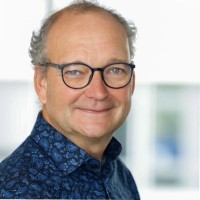 Dr. Bernd Bueker