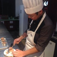 Runjie Zhou