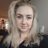 Naomi Schiks