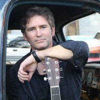 Ross Thomas