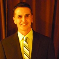 Chris Torres Banker