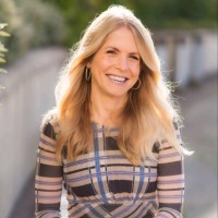Lizzie Taylor