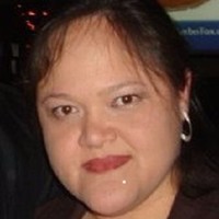 Felisa M Edwards