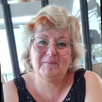 Kim Riches