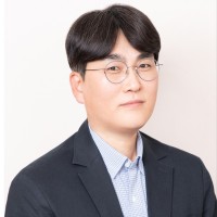 최재욱