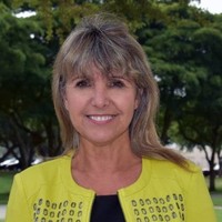 Dr. Susan Dennett