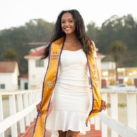 Shelby Simone