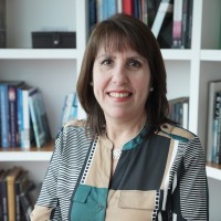 CECILIA PERALTA GORE