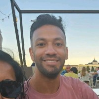Dennis Guzman