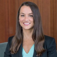 Elizabeth Yakes, Cfa