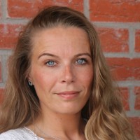 Lindsey Van Der Linden