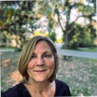 Suzanne Makin