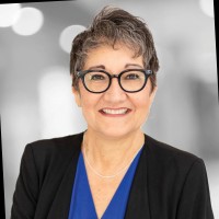 Belinda Hernandez, Mba