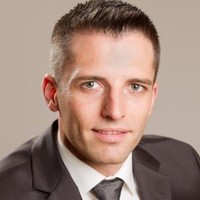 Dr. Sascha Plazar