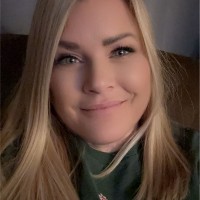 Karen Freeze