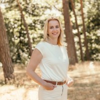 Anja Loijen