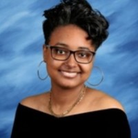 Kayla Holmes
