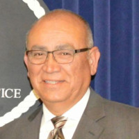 Luis Flores