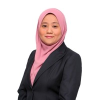Nadhira Zainal