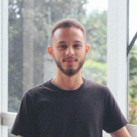 Víctor Santana Ballestrini De Oliveira