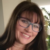 Dena Leslie