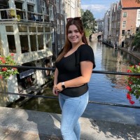 Laura Van Der Ree