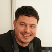 Simon Gros