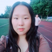 何雅丽