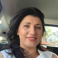 Mihaela Luiza Peake