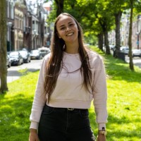 Maayke van der Lelie