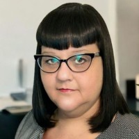 Beth Richendollar
