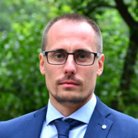 Csaba Sàri